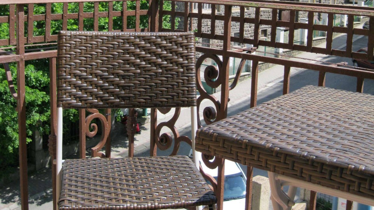Karlovy Vary Apartment | Beautiful flat, colonial-style villa in central location, completely new, balcony, wi-fi, parking