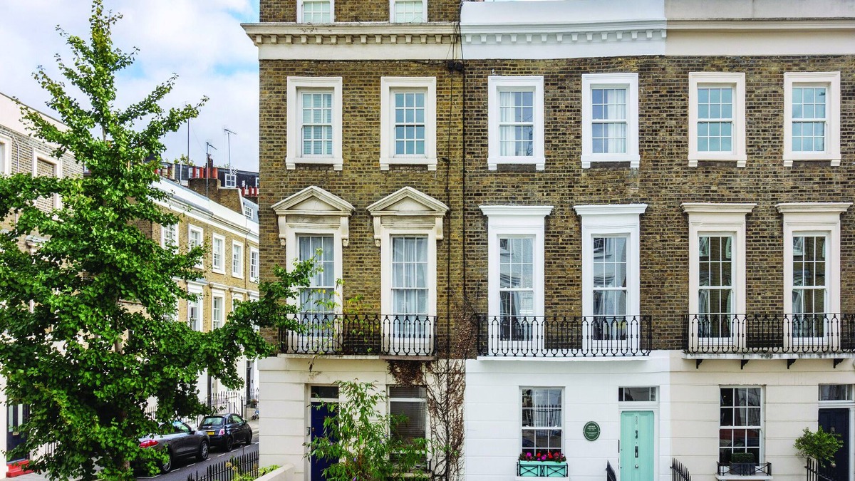 Warwick Apartment | Beautiful Flat