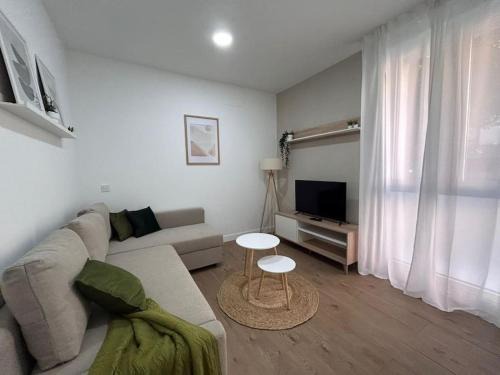 Pueblo Nuevo Apartment | Beautiful flat in Madrid URQ2