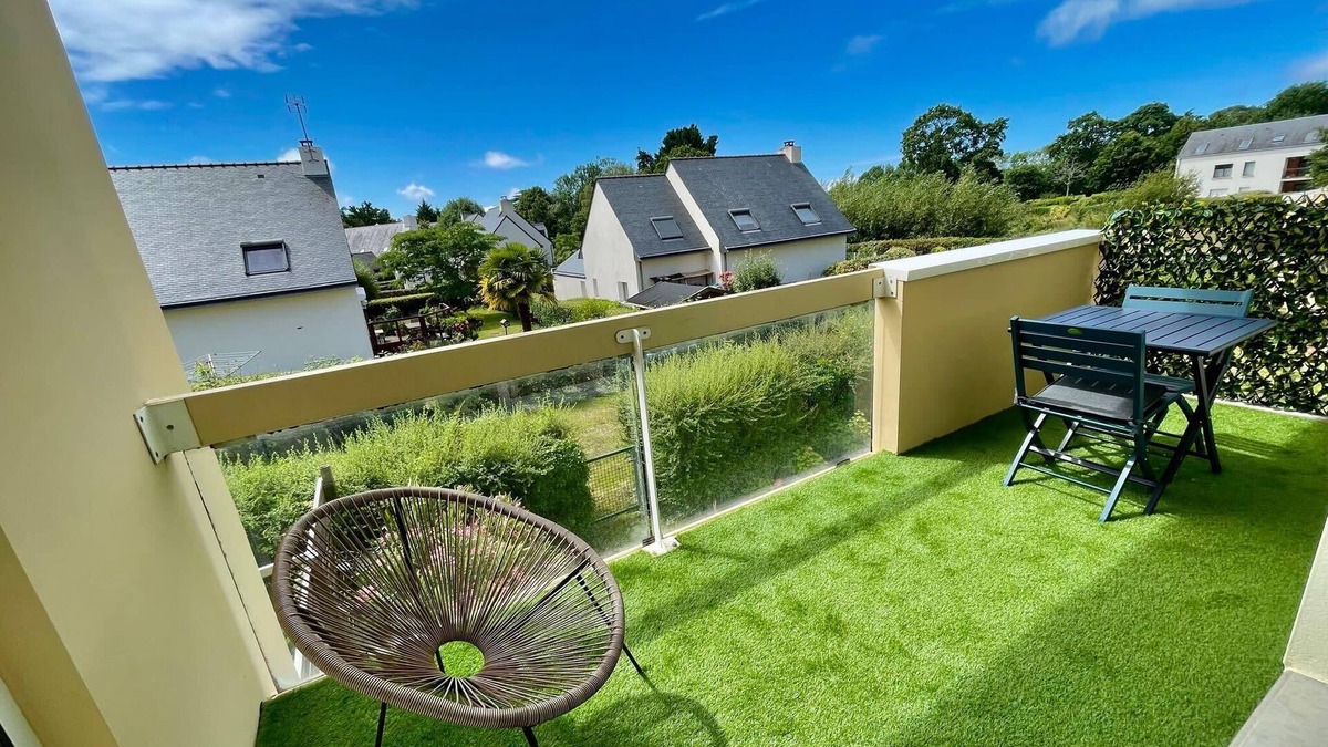 Arradon Apartment | Beautiful flat with terrace in Arradon