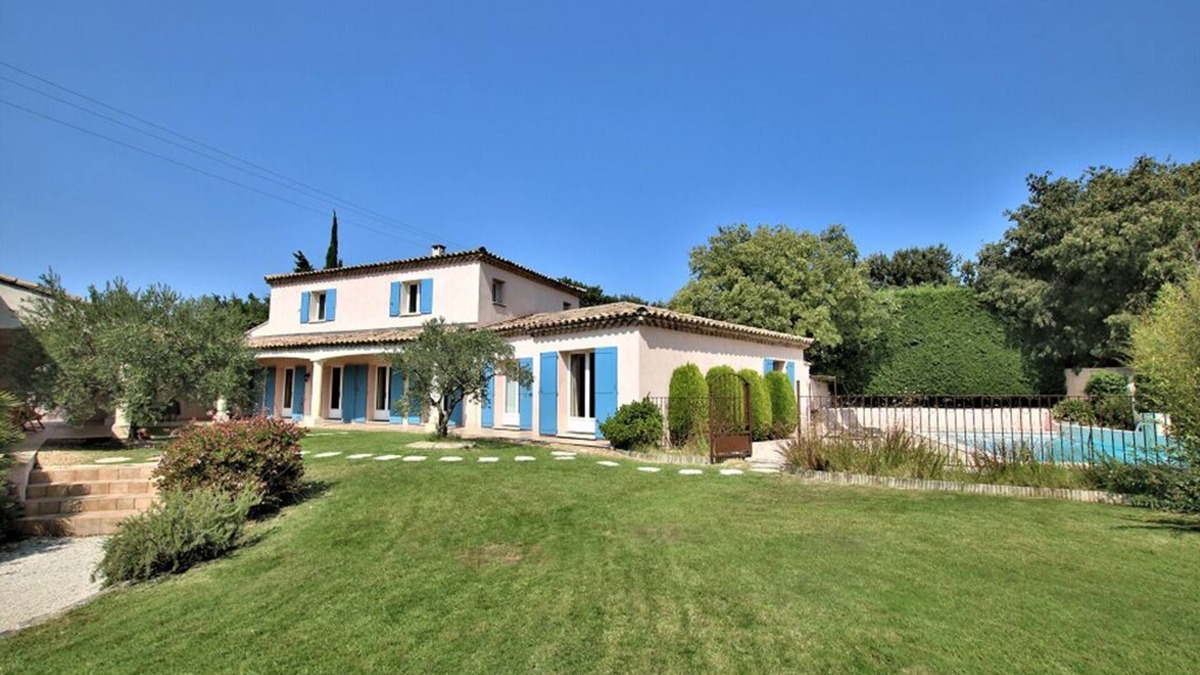 L'Isle-sur-la-Sorgue Villa | Beautiful holiday villa with pool in Saint-Antoine