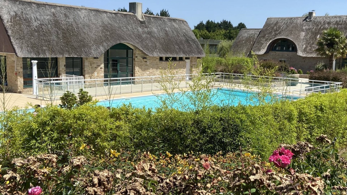 Saint-Andre-des-Eaux Condo | Beautiful apartment overlooking the Golf de la Baule, 10 minutes from the beach and the town center