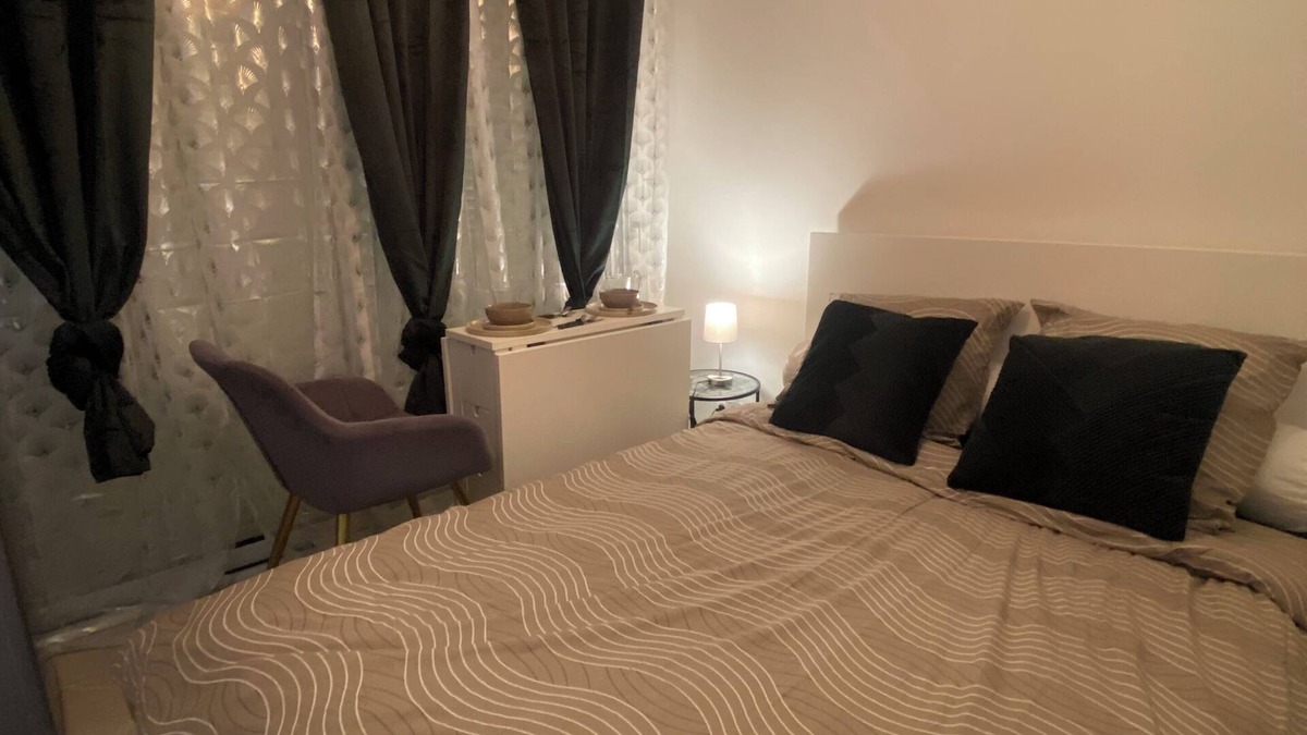 Saint-Remy-en-Rollat Apartment | Beautiful, quiet studio near Vichy