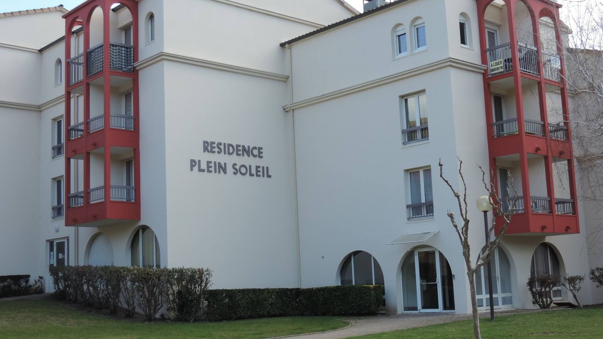 Lamalou-les-Bains Apartment | Beautiful furnished studio in the heart of a spa in quiet residence