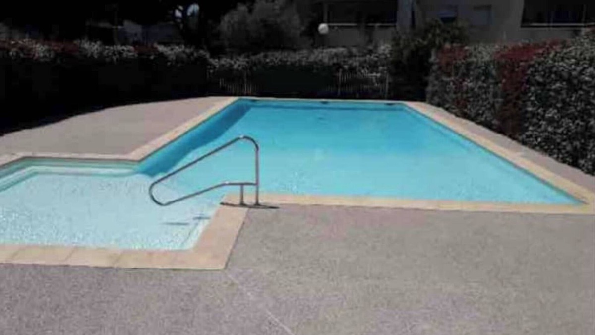 Croix-d'Argent Apartment | Beautiful garden apartment with swimming pool
