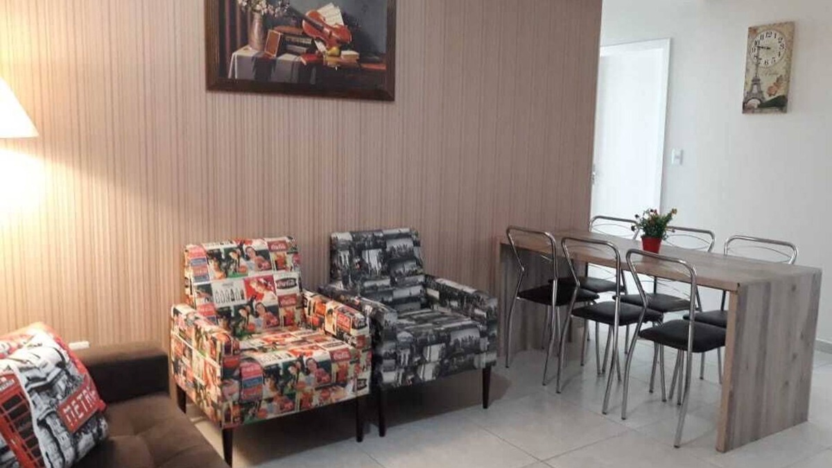 Ingleses Centro Apartment | Beautiful Garden Apartment with a Beautiful Private Backyard