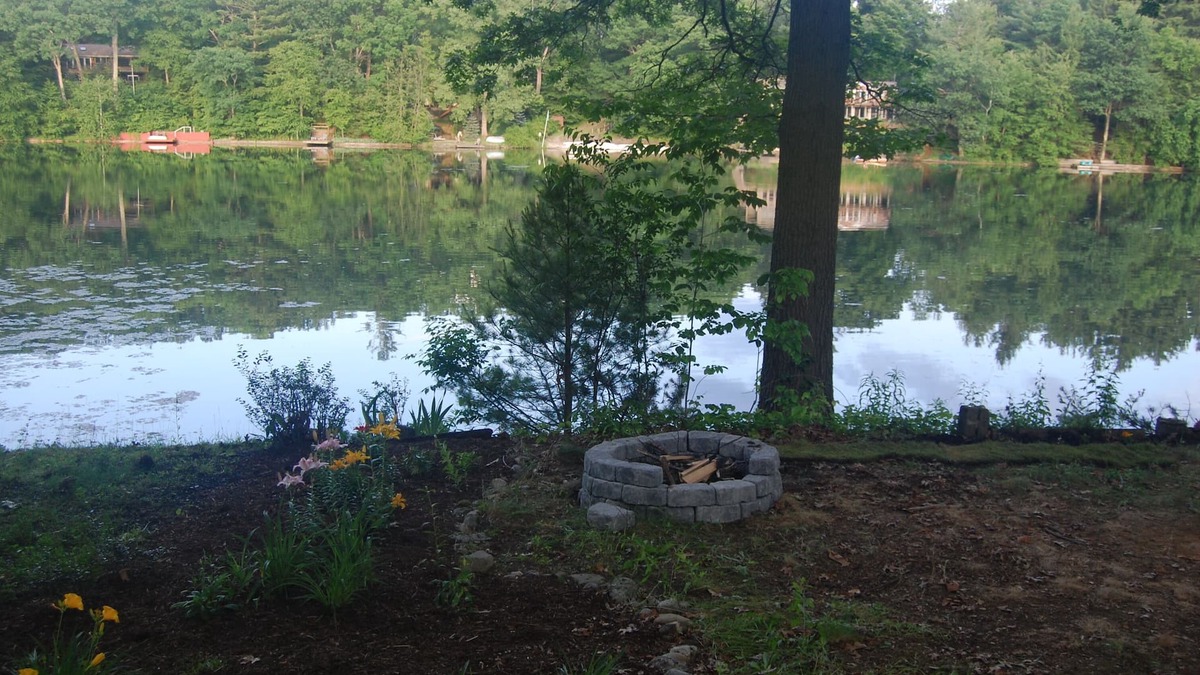 Copake House | Beautiful Getaway - Right on the Lake-Close to Skiing