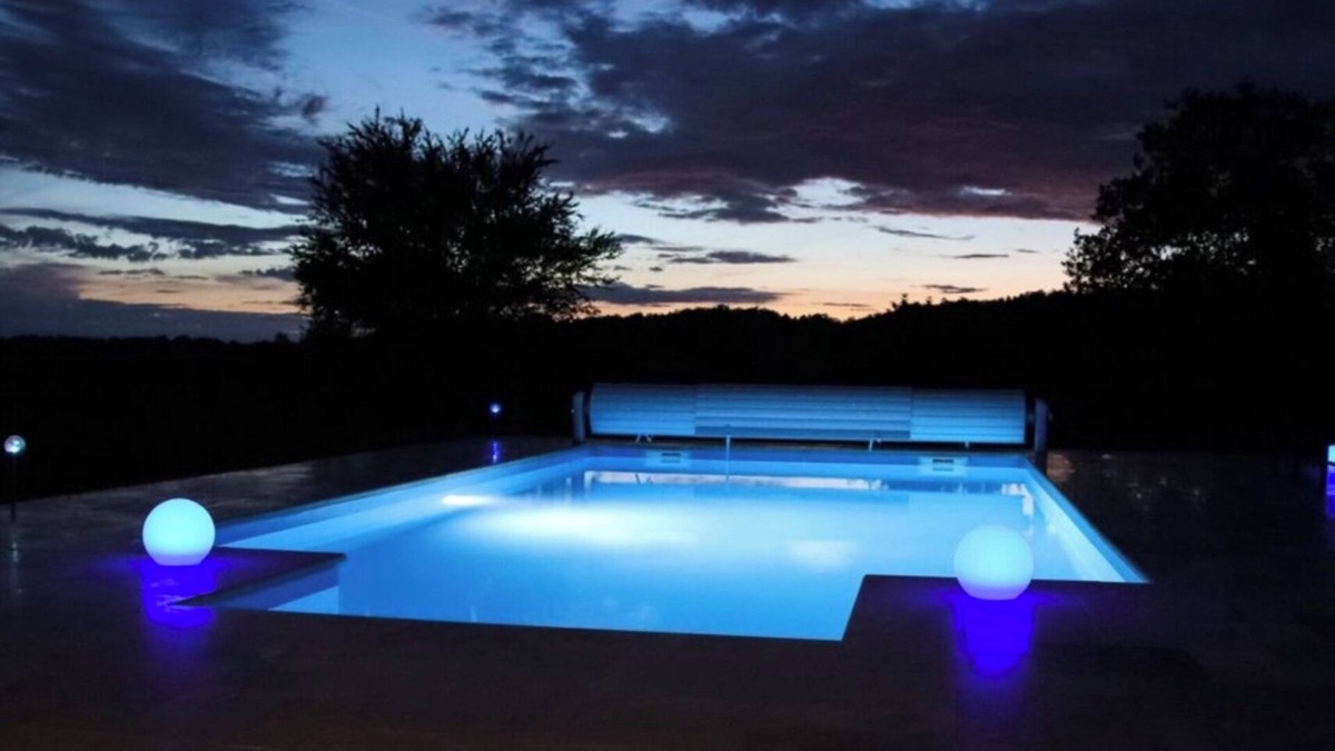 Lalinde Cottage | Beautiful Gite in the Dordogne countryside, 30 minutes from Bergerac