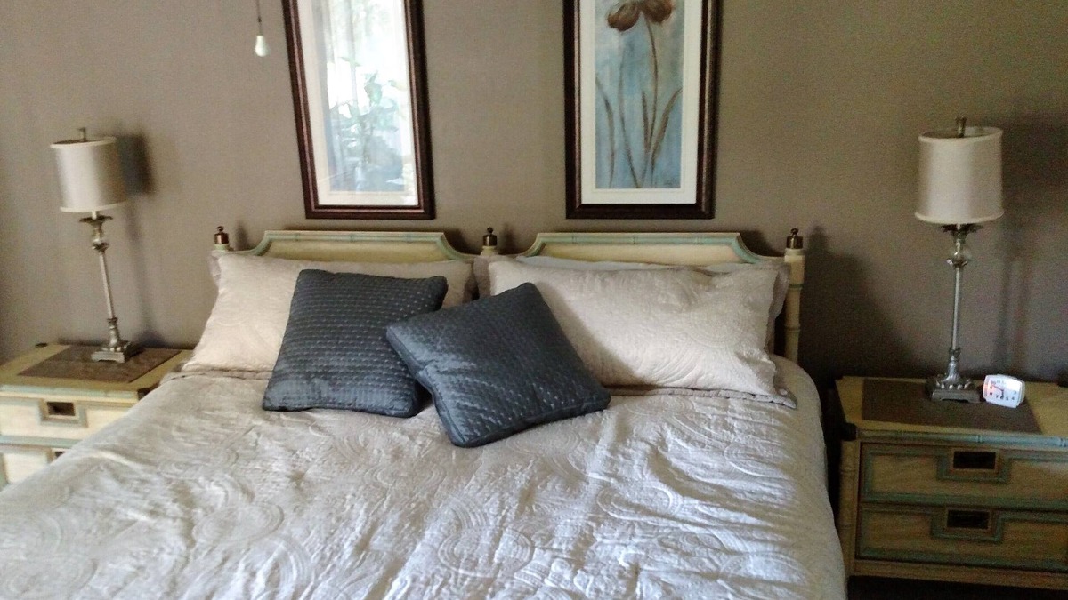 The Meadows Condo | Beautiful Golf Course View Condo