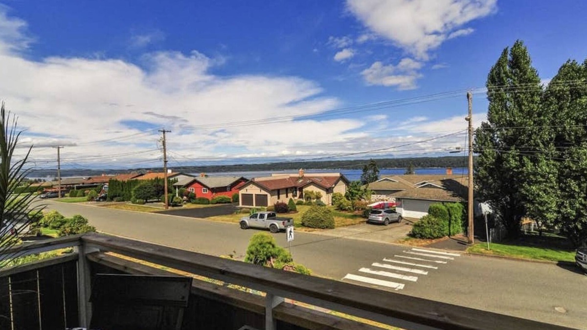 Campbell River House | Beautiful guest home w/ ocean views, covered patio, fire pit