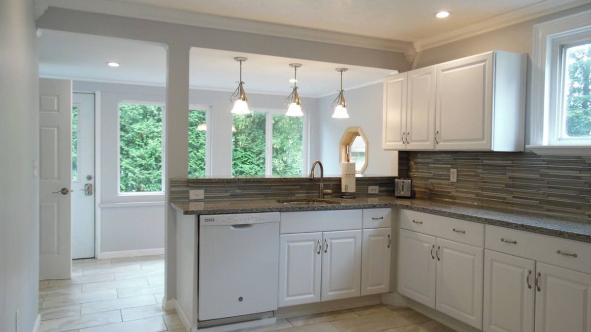 Watkins Glen House | BEAUTIFUL GUEST HOUSE IN THE HEART OF WATKINS GLEN!