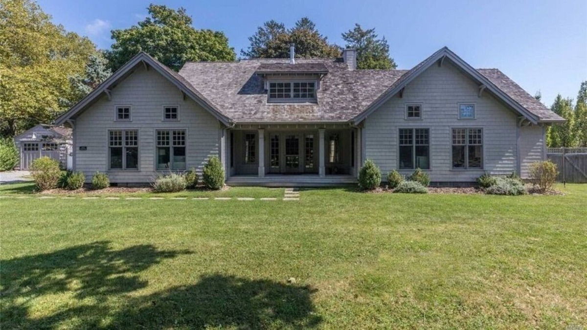 Remsenburg House | Beautiful Hampton's vacation home w/ pool located near several stunning beaches
