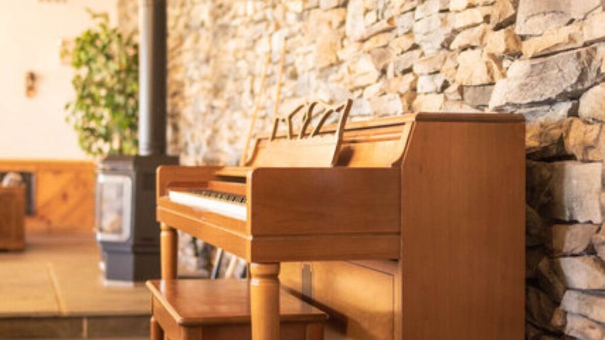 Milroy Cabin | Beautiful Hartman Lodge