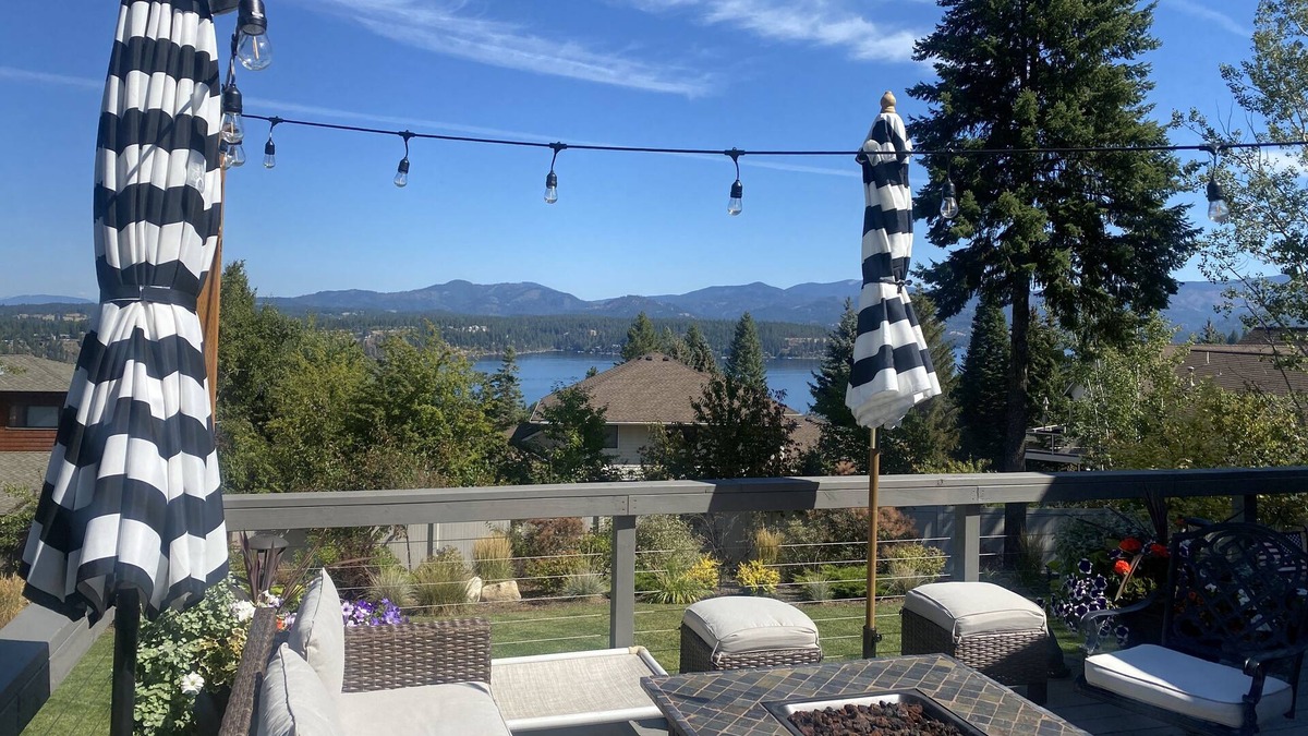Hayden View Estates House | **Beautiful Hayden Lake View Home** Great Central Location!!!
