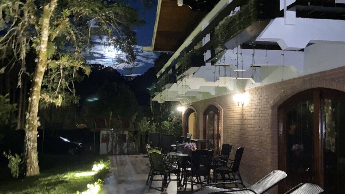 Loteamento Jardim Veu da Noiva House | Beautiful High Standard House in Campos do Jordão /São Paulo /Brazil /20 People