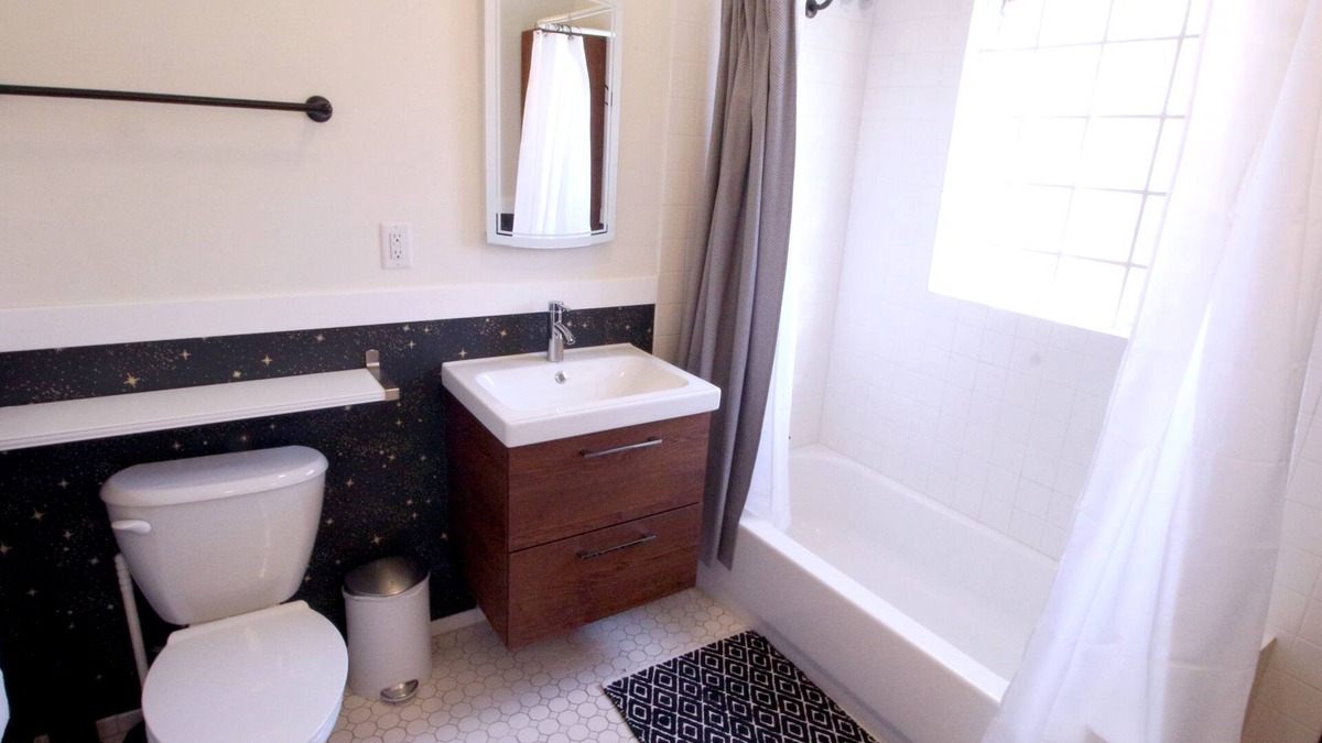 Coronado House | Beautiful Historic House in Trendy Coronado Just North of Downtown