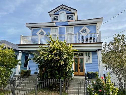 New Orleans House | Beautiful Historic Mid City Home