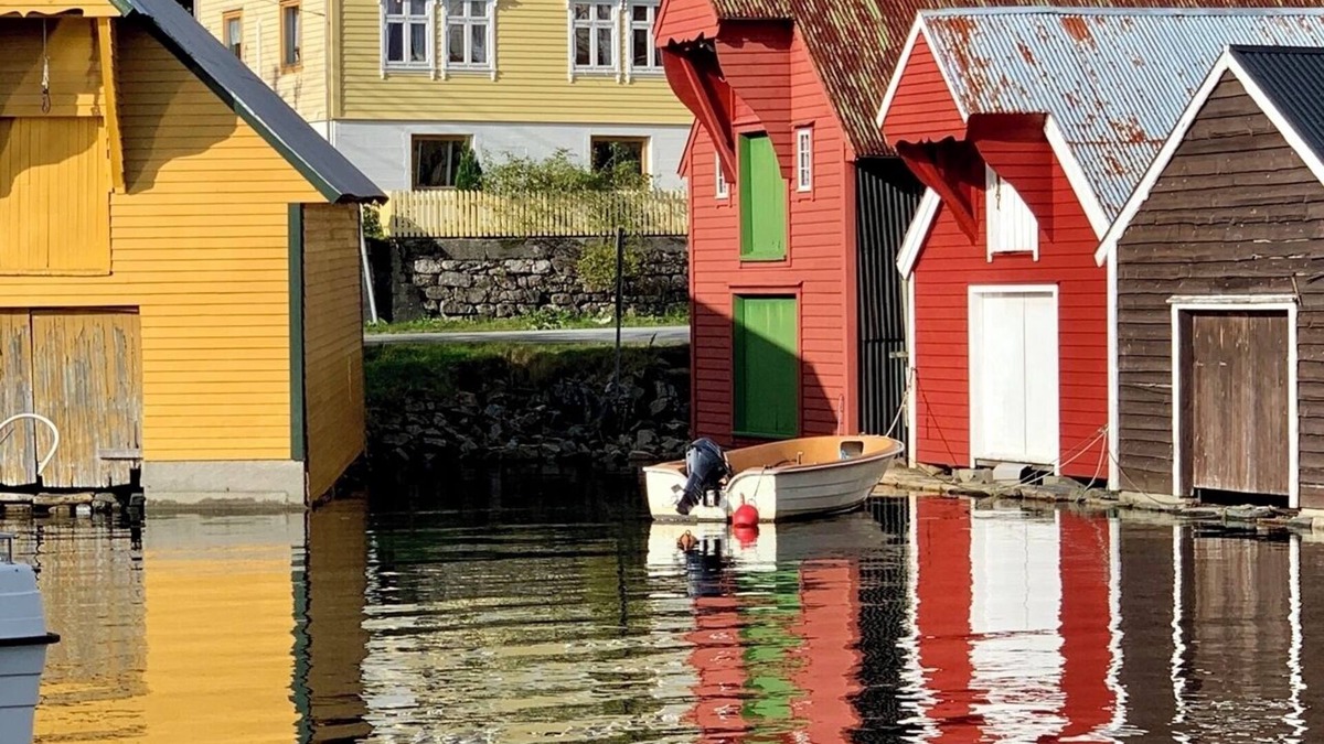 Sund House | Beautiful historic Norwegian house in picturesque fishing village.