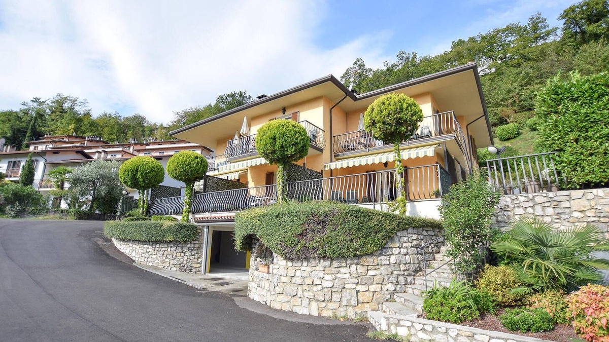 Voiandes House | Beautiful home in Voiandes Tremosine