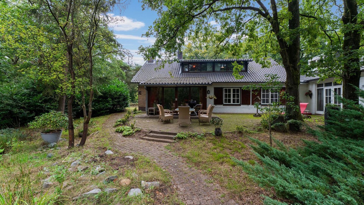 Baarle-Nassau House | Beautiful holiday home in Baarle-Nassau with garden