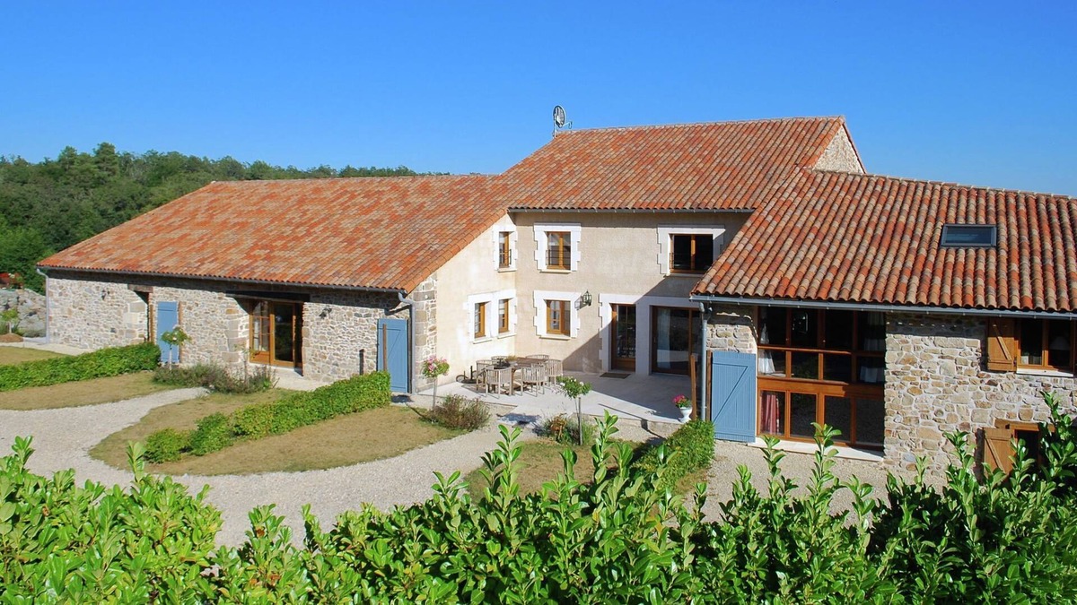Roussines House | Beautiful holiday home in Roussines with swimming pool