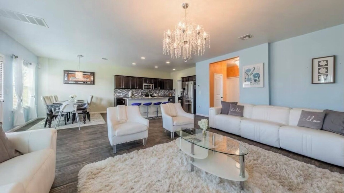 Austin House | Beautiful home, 2 living rooms, group getaway, in welcoming Austin