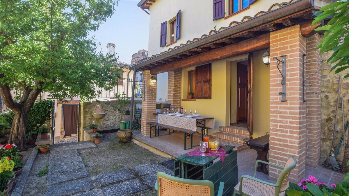 Castel Ritaldi House | Beautiful home in Castel Ritaldi