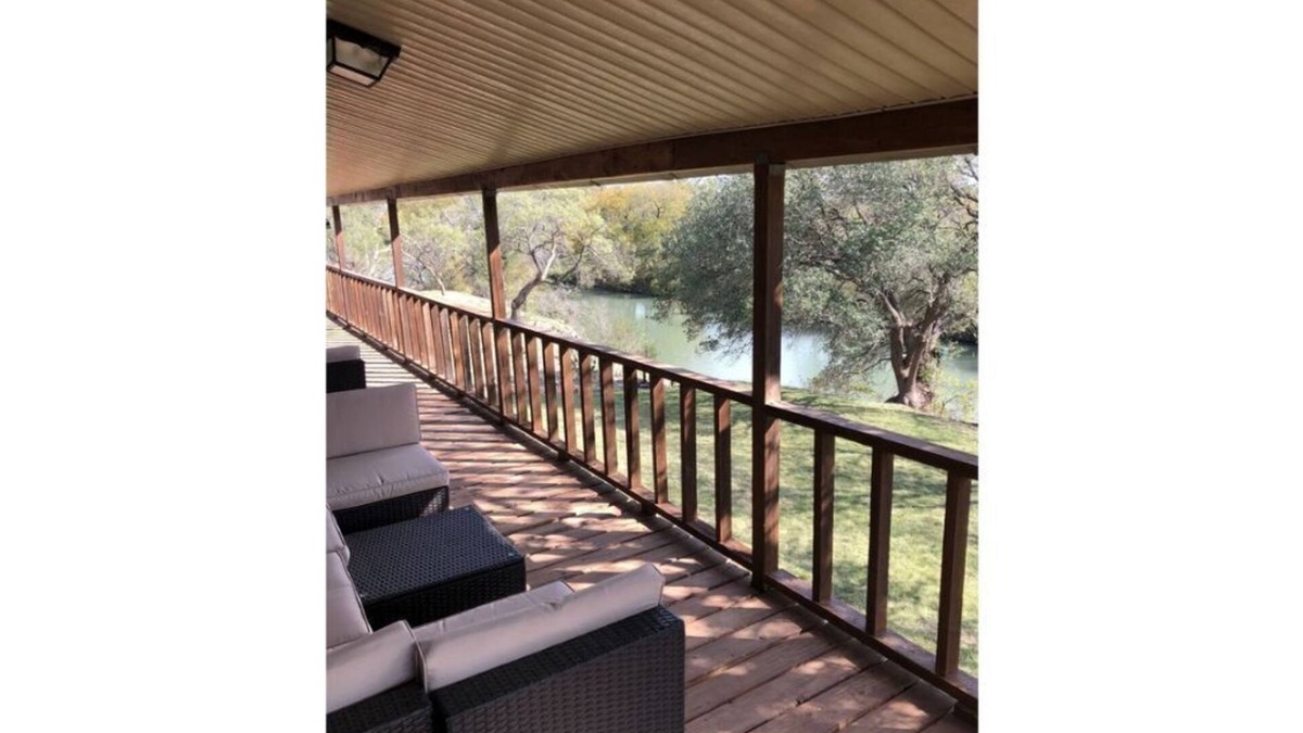 Hext House | Beautiful home in a private country setting overlooking the San Saba River.