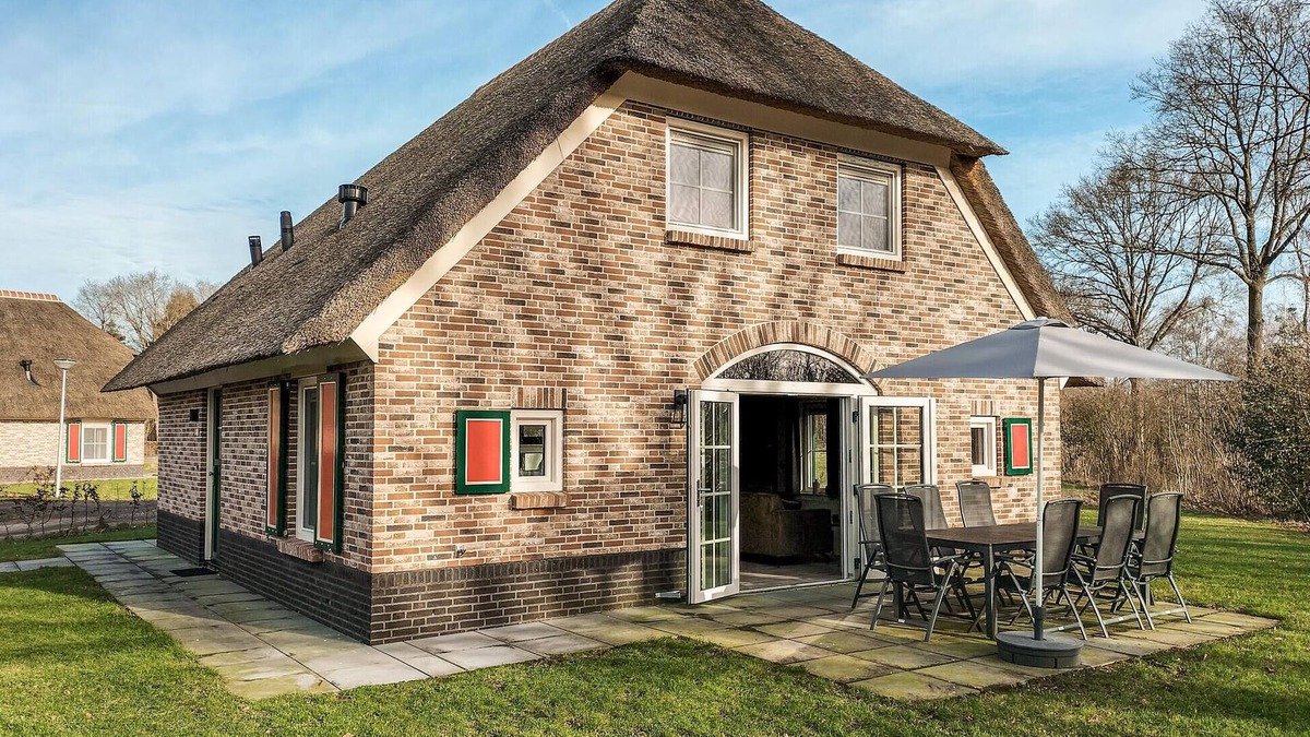 Linde House | Beautiful home in Den Ham with kitchen