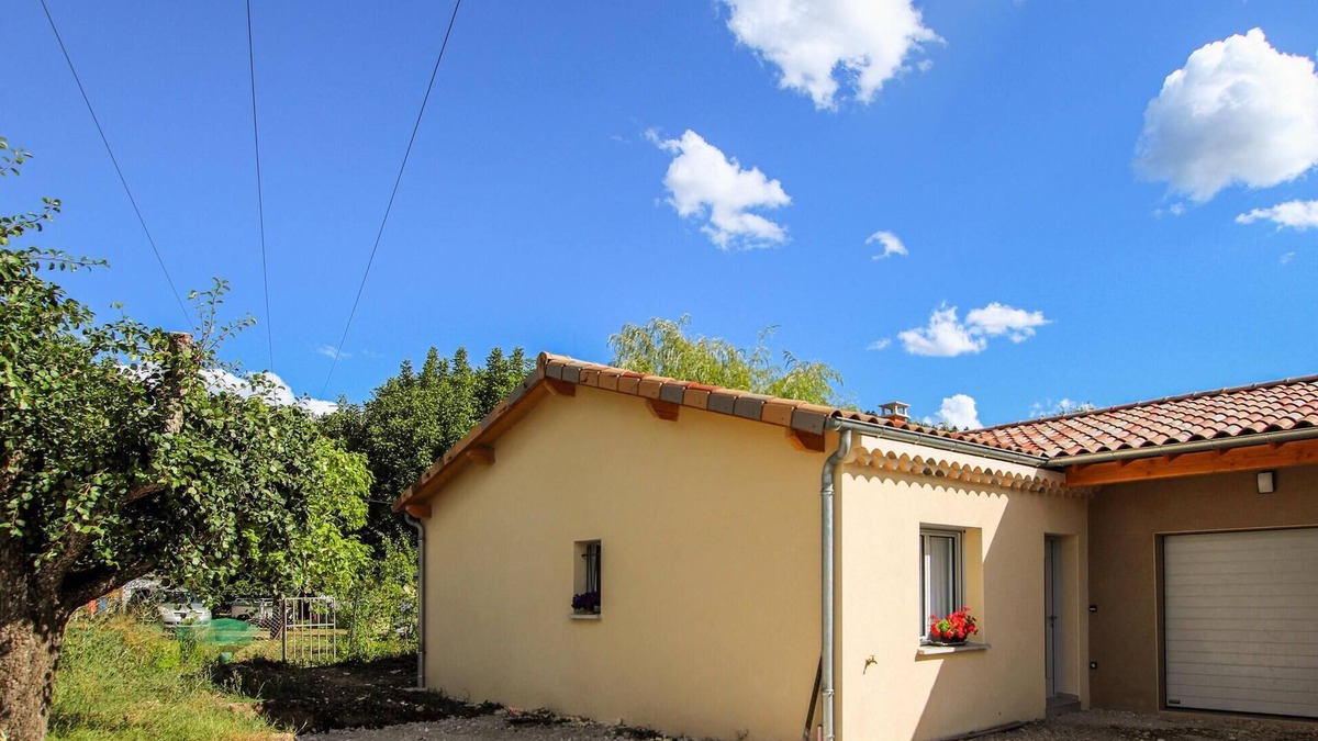 Die House | Beautiful home in Die with house a mountain view