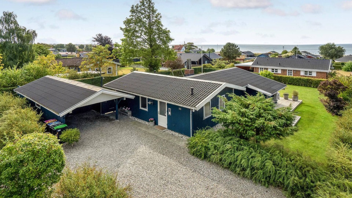Hejsager Strand House | Beautiful home in Haderslev with WiFi