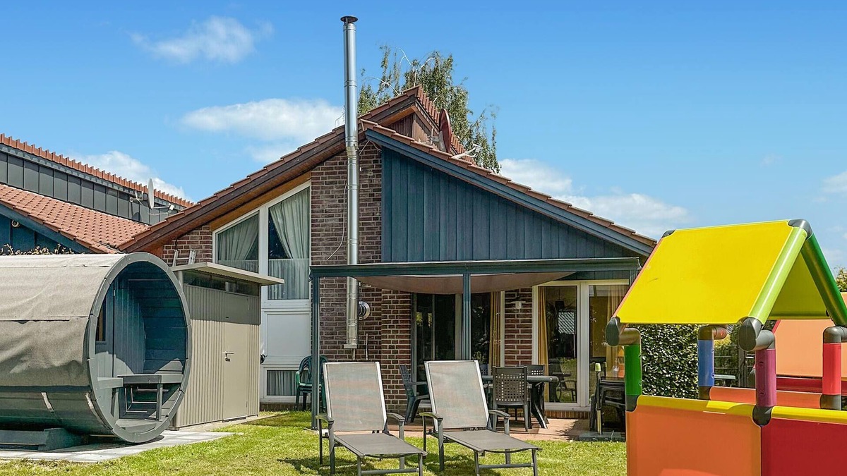 Haren House | Beautiful home in Haren with kitchen