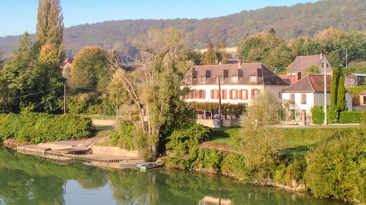 Jaulgonne House | Beautiful home in Jaulgonne with WiFi