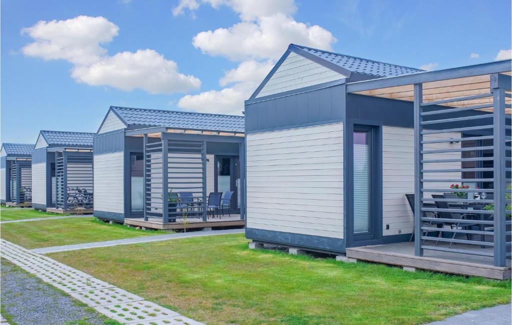 Postomino House | Beautiful Home In Jezierzany With Sauna