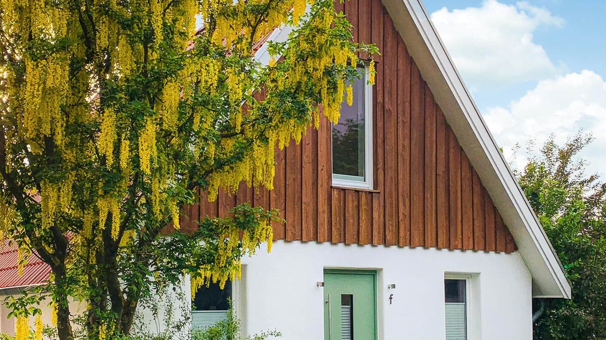 Morschen House | Beautiful home in Morschen with WiFi