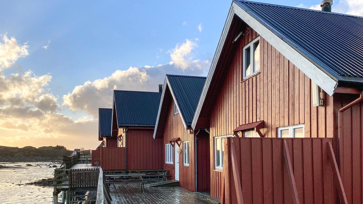 Offersøy House | Beautiful home in Offersøy with kitchen