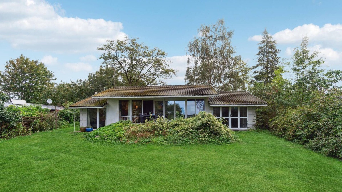 Olsted House | Beautiful home in ølsted with WiFi