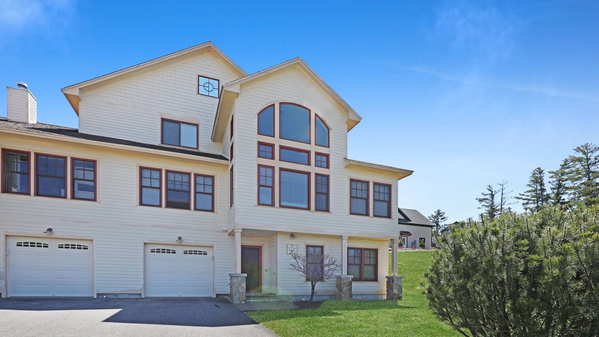 Thornton House | Beautiful home in Owl’s Nest close to ski resorts