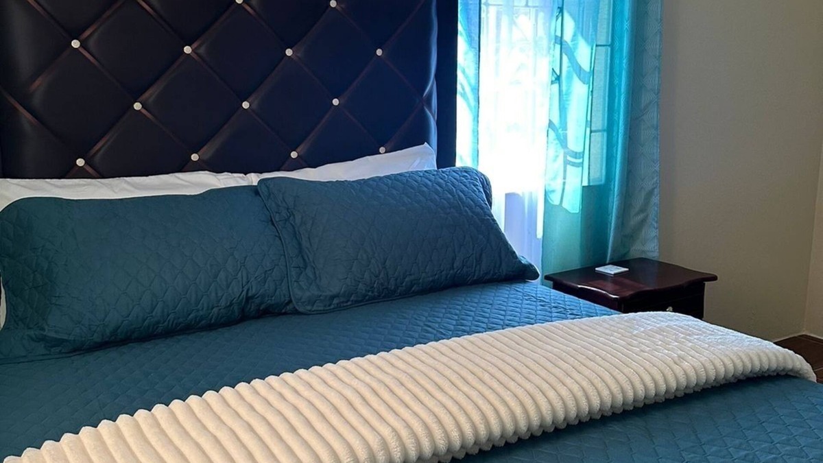 Portmore House | BEAUTIFUL HOME IN PORTMORE
