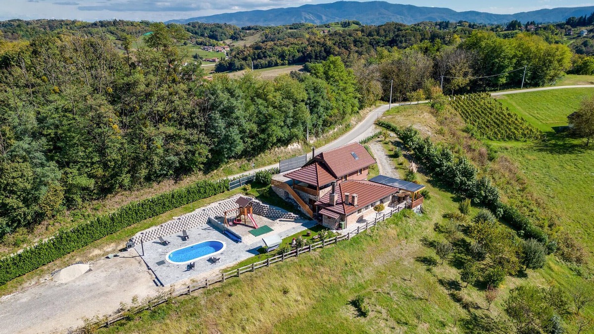Pusca House | Beautiful home in Rozga