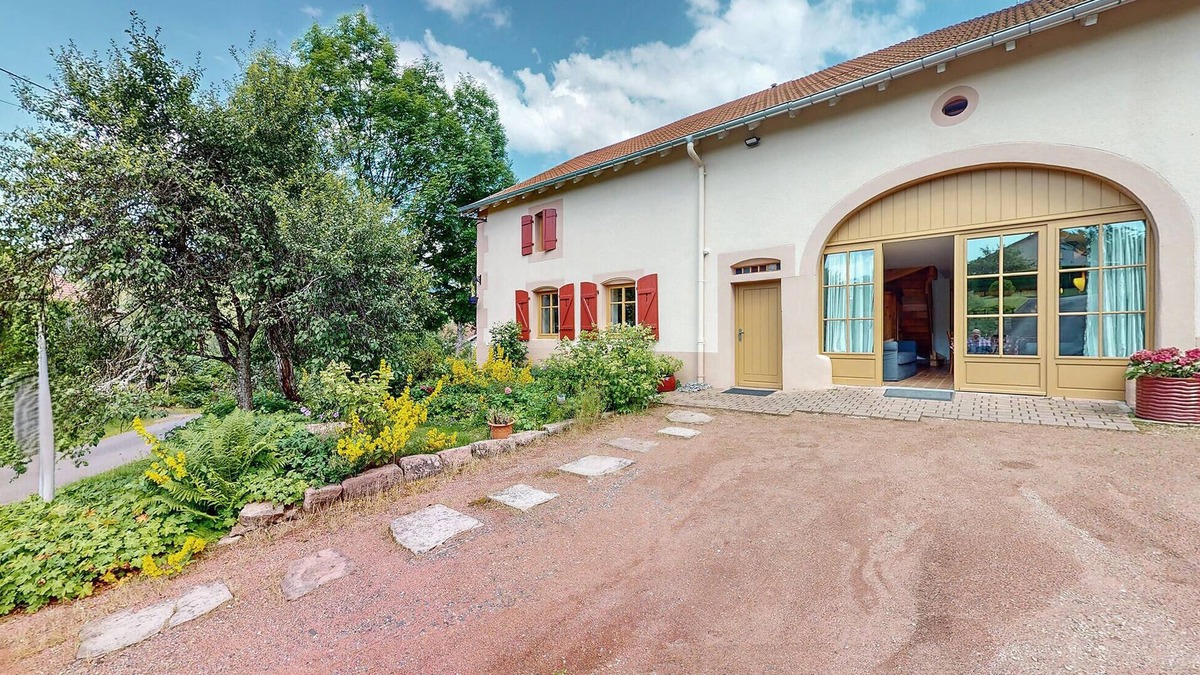 Taintrux House | Beautiful home in Taintrux with WiFi
