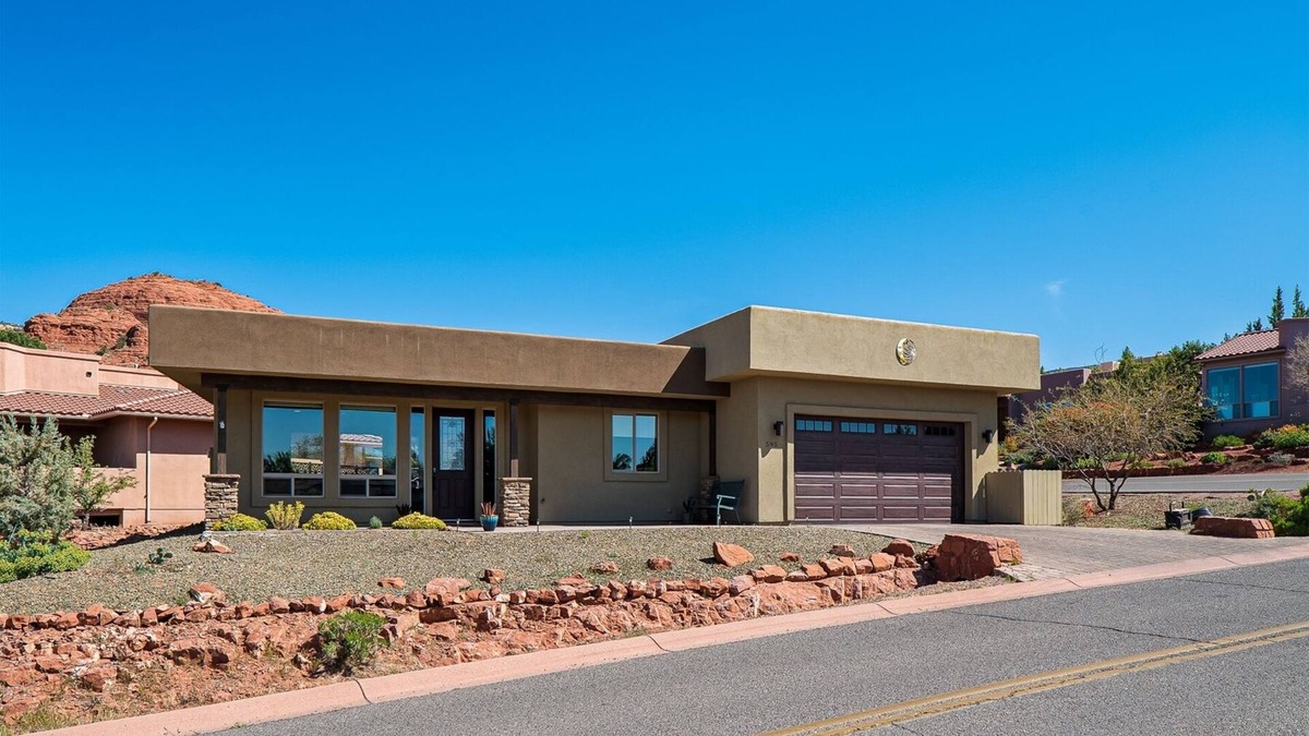 West Sedona House | Beautiful Home In The Heart of West Sedona! - 30-Day Minimum Coffee Pot 595 -