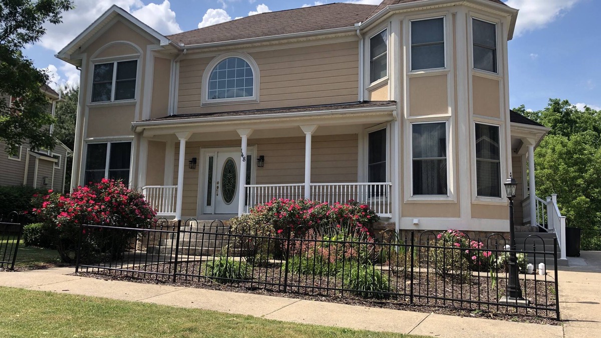 Lemont House | Beautiful Home in Happy Valley 2.2 Miles from Beaver Stadium
