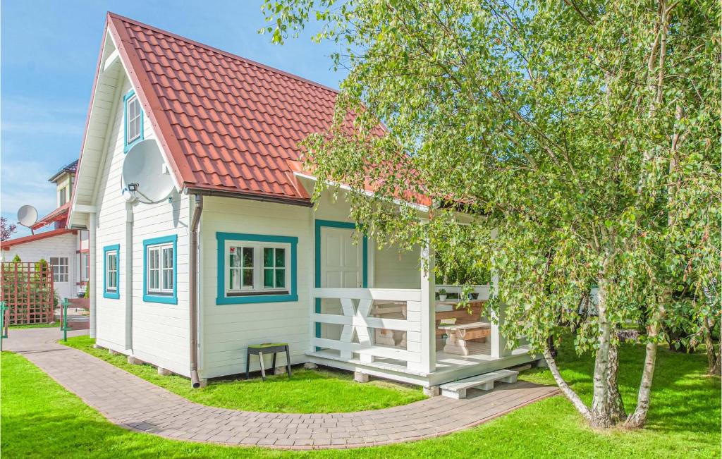 Ustka House | Beautiful Home In Ustka With Kitchen