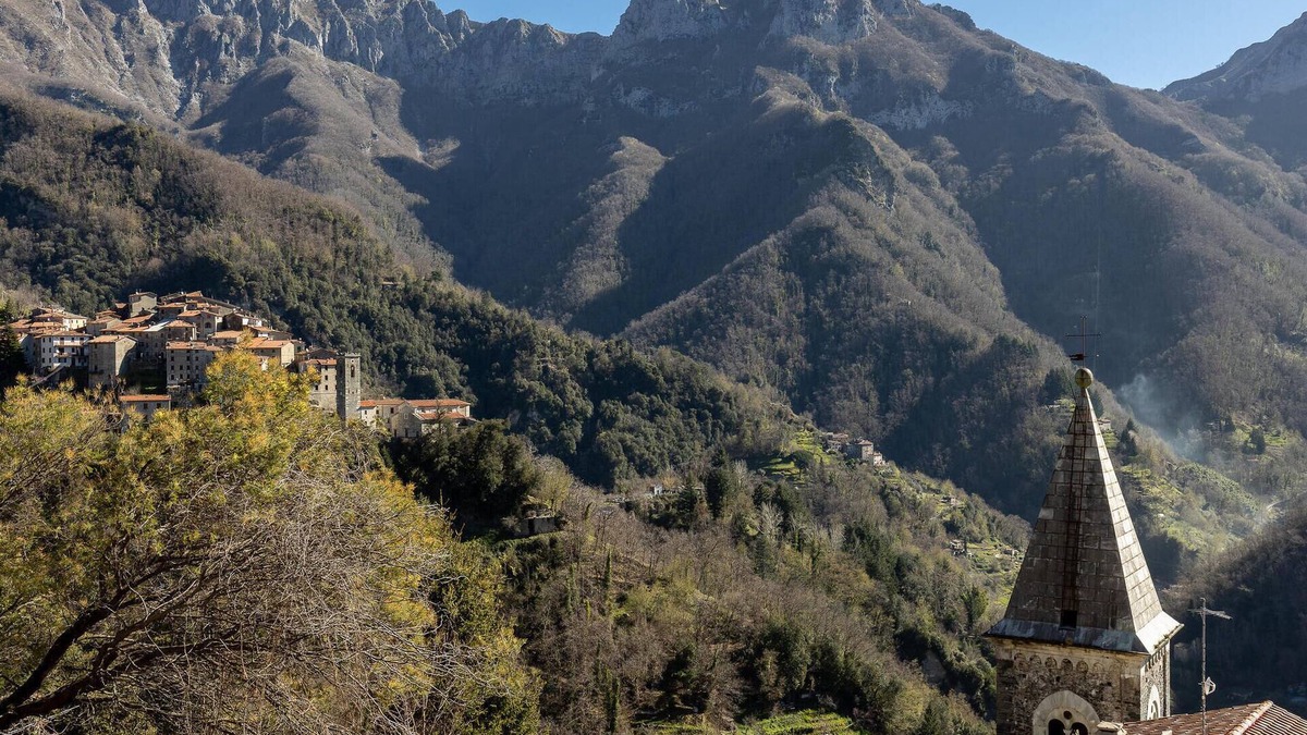 Stazzema House | Beautiful home in Volegno with kitchen