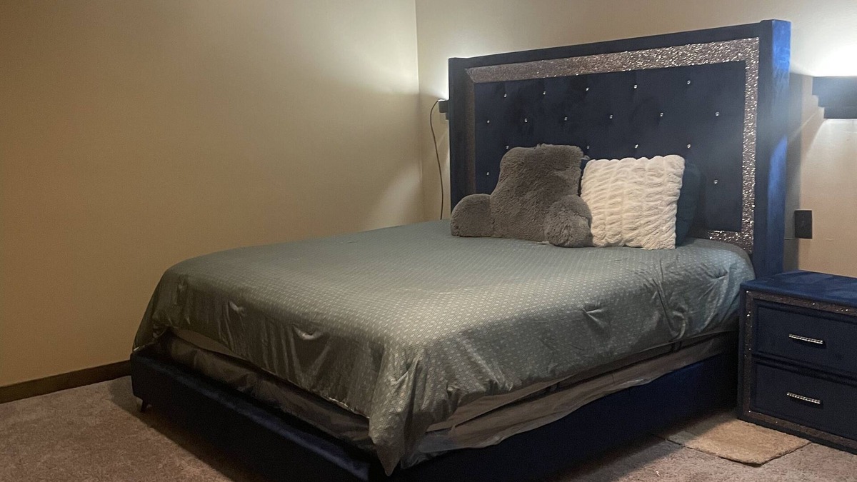 Indian Land House | Beautiful home located in Southfield Mi. Quite friendly neighborhood