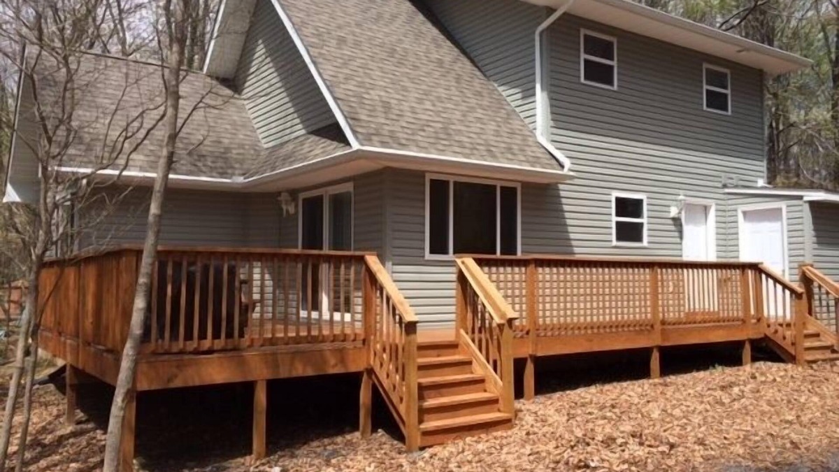 Albrightsville Ski Chalet | Beautiful Home Minutes Away From Many Attractions
