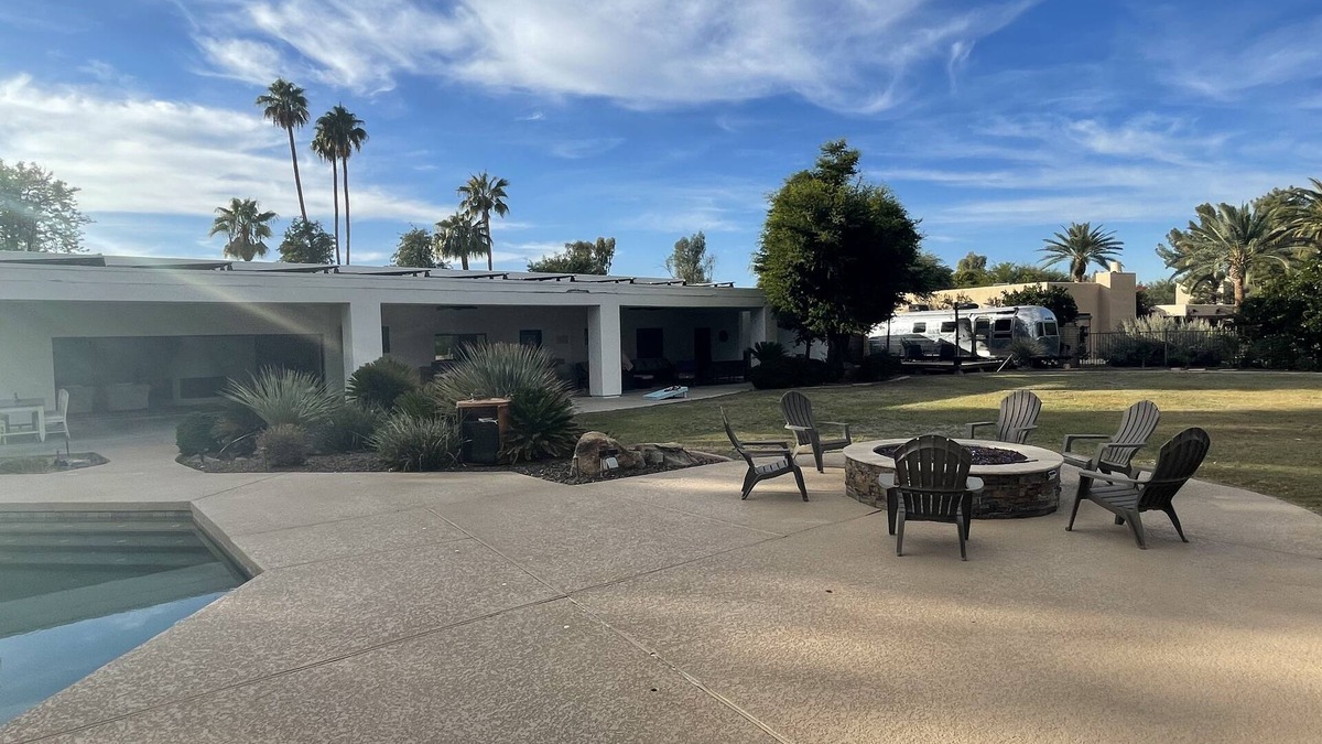 Paradise Valley Village Villa | Beautiful Home on 1 acre lot facing the golf course in Scottsdale