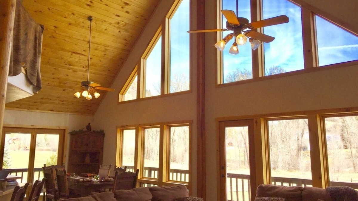 Durango House | Beautiful Home on 24 acre setting, private mountain, creek, Close to Downtown