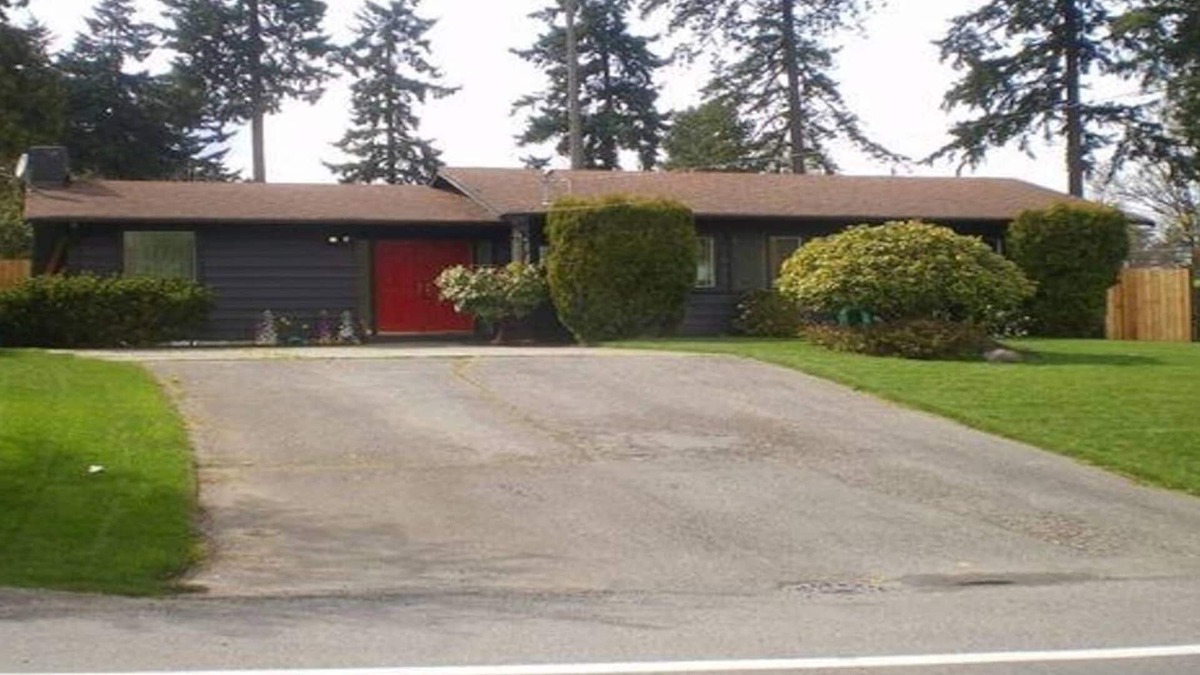 Highline House | Beautiful Home On Glen Acres Golf Course, Hottub!